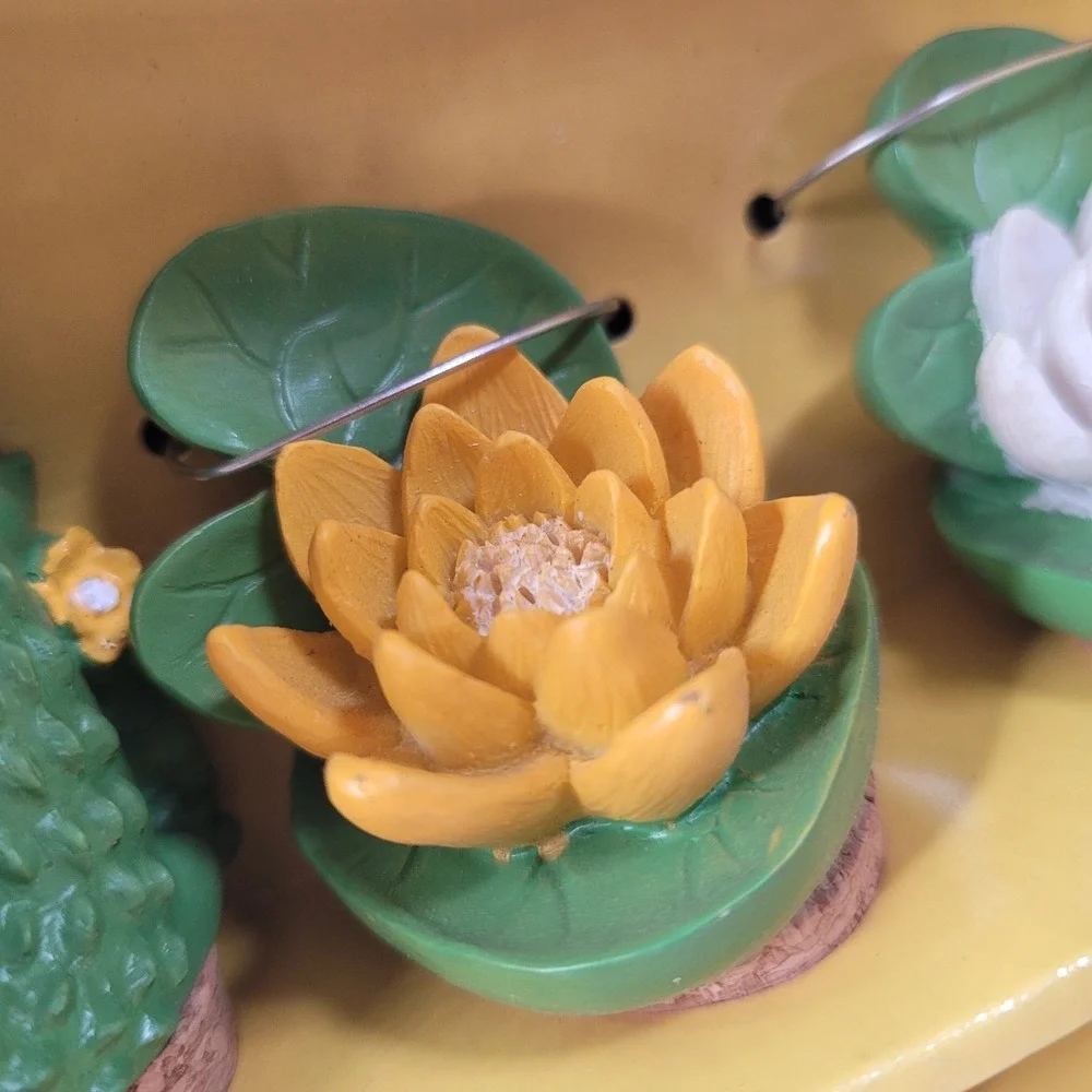 2008 Boston Warehouse Everglade Garden Bottle Stoppers Alligator Flowers NEW